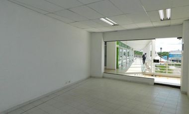 local en arriendo en santa lucia. Cod A86080