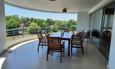 TIGRE. Frente al Río Lujan. 2 Suites, 1 escritorio, 3 baños, Balcón/Terraza con parrilla.