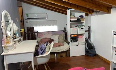 Departamento Tipo Casa en venta en Bernal Oeste