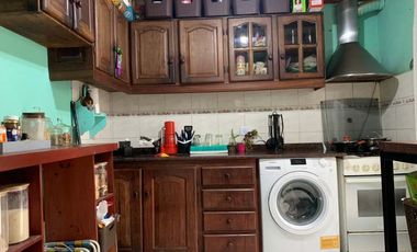 Departamento Tipo Casa en venta en Bernal Oeste