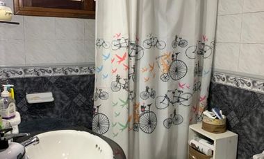 Departamento Tipo Casa en venta en Bernal Oeste