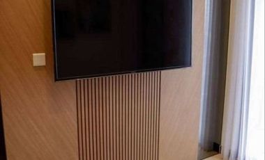 Disewakan 1 unit apartemen baru di Permata Hijau Suites, Kebayoran Lama.