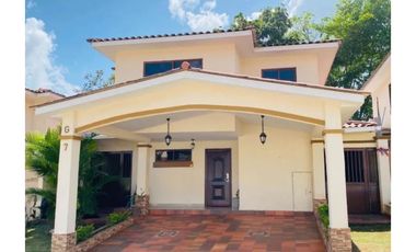 Alquilo casa duplex en Arraiján (JA)