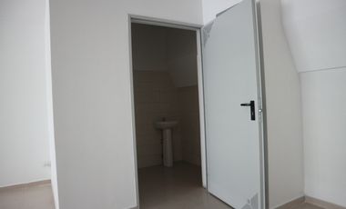 Se Alquilan 6 Locales. Estrenar Bella Vista Desde 125 Mts $1.250.00