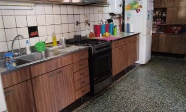 Casa PH en venta en Villa Luzuriaga