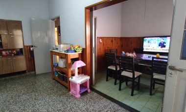 Casa PH en venta en Villa Luzuriaga