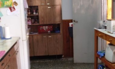 Casa PH en venta en Villa Luzuriaga