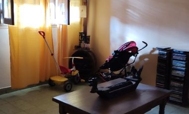 Casa PH en venta en Villa Luzuriaga