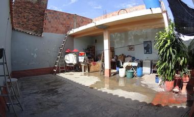 casa en venta en el contento. Cod V19422