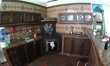 casa en venta en el contento. Cod V19422