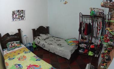 casa en venta en el contento. Cod V19422