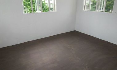 Hulugan  ang DP 3BR Townhouse near CALAx/CAVITEX