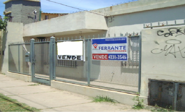BURZACO: VENTA DE 2 DPTOS ,2 AMBIENTES COMODOS, LUMINOSOS, CON COCHERA Y PATIO ( VENTA EN BLOQUE )