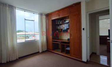 🏡✨ Se Alquila Departamento Triplex Amoblado – Urb. Las Quintanas, Trujillo ✨🏡