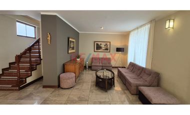 🏡✨ Se Alquila Departamento Triplex Amoblado – Urb. Las Quintanas, Trujillo ✨🏡