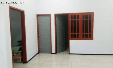 Rumah Babatan Pantai Barat, Strategis