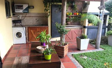 Casa en venta en Quilmes Oeste