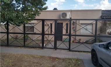CASA AMERICANA. A 200 metros Avenida Marín Fierro