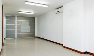 PR5751 Oficina en arriendo en el sector Santa María de los Ángeles