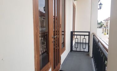SALE, RUMAH SIAP HUNI FREE FURNISH HANYA 15 MENIT DARI MALIOBORO