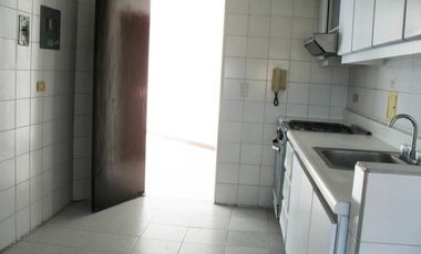 apartamento en venta en los pinos. Cod V3288