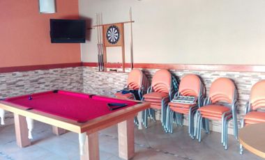 Ramos Mejia...Excelente Chalet en venta de 440 Mts..Con Pileta de Natación....