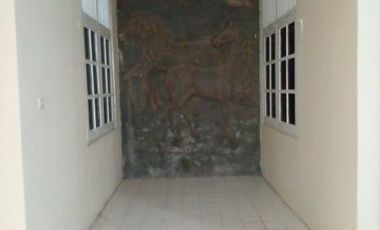 Dijual & Disewakan Rumah Dengan 4 Kamar Lokasi Di Jemursari, Surabaya