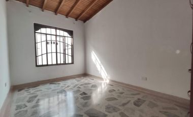 casa en venta en av libertadores. Cod V27285