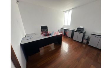 ”¡Tu Oficina Y Almacén Juntos! 274M2 En Alquiler Con Todo Lo Que Necesitas”