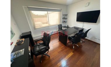 ”¡Tu Oficina Y Almacén Juntos! 274M2 En Alquiler Con Todo Lo Que Necesitas”