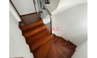 ”¡Tu Oficina Y Almacén Juntos! 274M2 En Alquiler Con Todo Lo Que Necesitas”