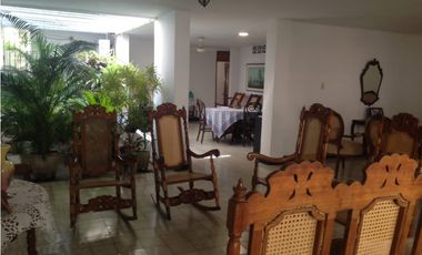 Casa en venta en Alcazares, Santa Marta