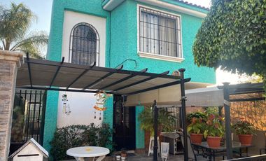 Casa en VENTA en privada muy cerca de Plaza Mayor en León Guanajuato