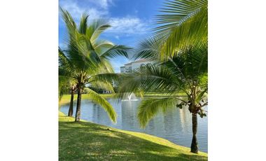 Se alquilan y se venden casas en Santa María Country Club (BO)