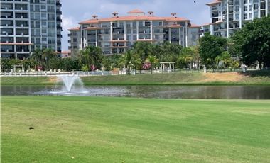 Se alquilan y se venden casas en Santa María Country Club (BO)