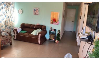 SE ALQUILA CASA  EN  LA VILLA DE LOS SANTOS