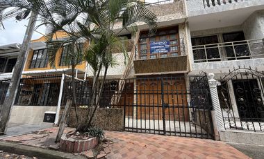 casa en arriendo en ciudad 2000. Cod A3892