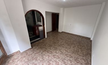 casa en arriendo en ciudad 2000. Cod A3892