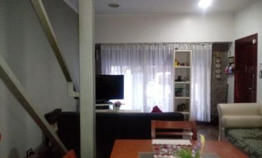 CASA EN VENTA 5 AMBIENTES