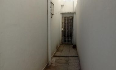 CASA EN VENTA 5 AMBIENTES