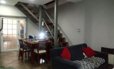 CASA EN VENTA 5 AMBIENTES