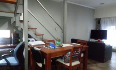 CASA EN VENTA 5 AMBIENTES
