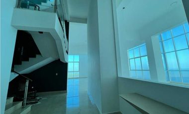 VENTA PENTHOUSE EN COSTA DEL ESTE CON PISCINA Y TERRAZA GRANDE