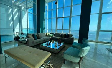 VENTA PENTHOUSE EN COSTA DEL ESTE CON PISCINA Y TERRAZA GRANDE