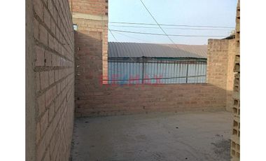 Gran Oportunidad!!! Venta De Casa En Ventanilla, A 3 Min. Paradero Norteño