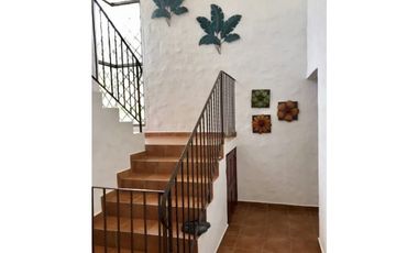 SE VENDEN 2 HERMOSAS CASAS EN PUNTA BARCO VIEJO $795,000