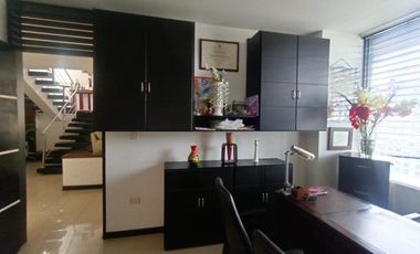 casa en venta en las mercedes. Cod V109242