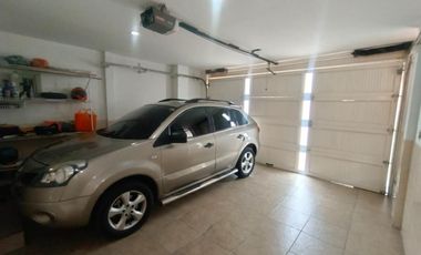 casa en venta en las mercedes. Cod V109242