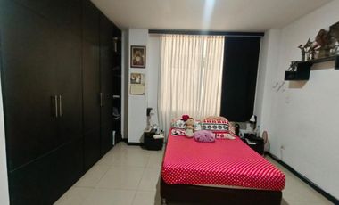 casa en venta en las mercedes. Cod V109242