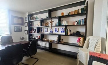 casa en venta en las mercedes. Cod V109242